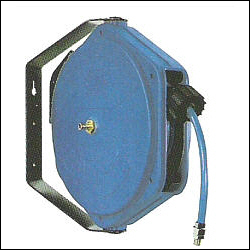 Automatischer Schlauchaufroller RG259 Schlauchaufroller.jpg