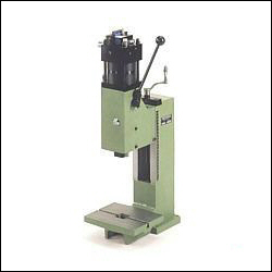 Pneumatik HandhebelPressen Baureihe HKPL4 KN4-12HKPL.jpg