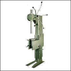 002 Zahnstangen-HandhebelPressen WM-V50 mit Druckkraft-Verstärkung WP-071.jpg